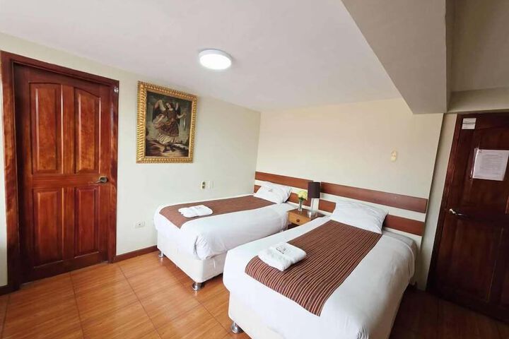 Room 3 of 17