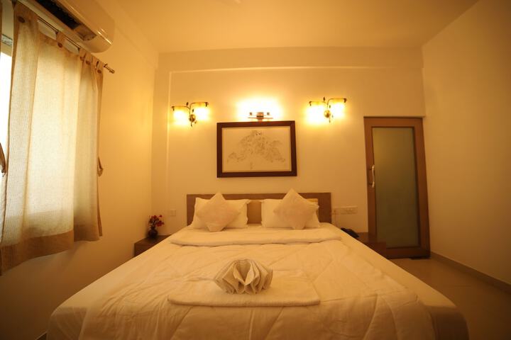Room 5 of 49