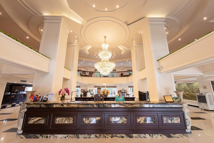 Hotel Interior 4 of 151