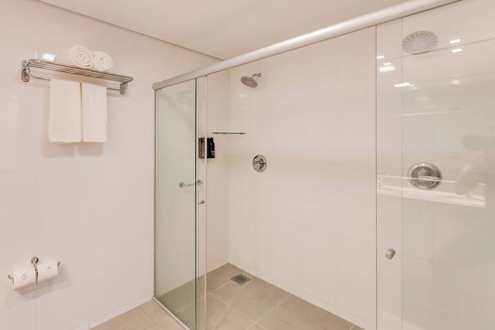 Room 50 of 75