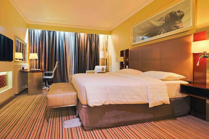 Room 28 of 108