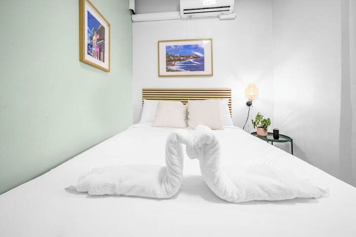 Room 8 of 25