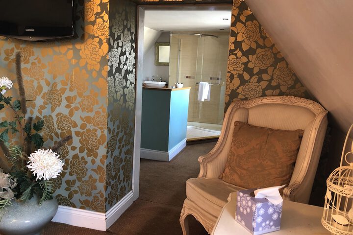 Room 5 of 29