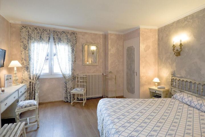 Room 30 of 55