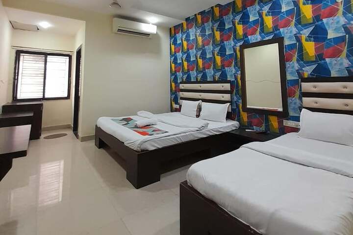 Room 6 of 43