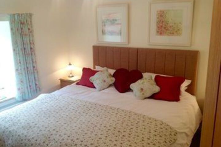 Room 3 of 12