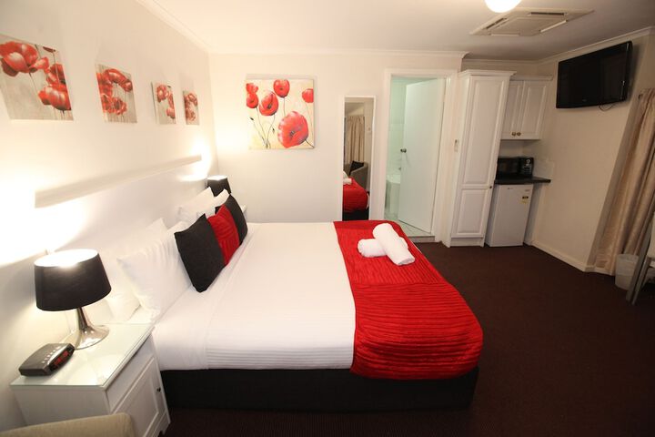 Room 14 of 81