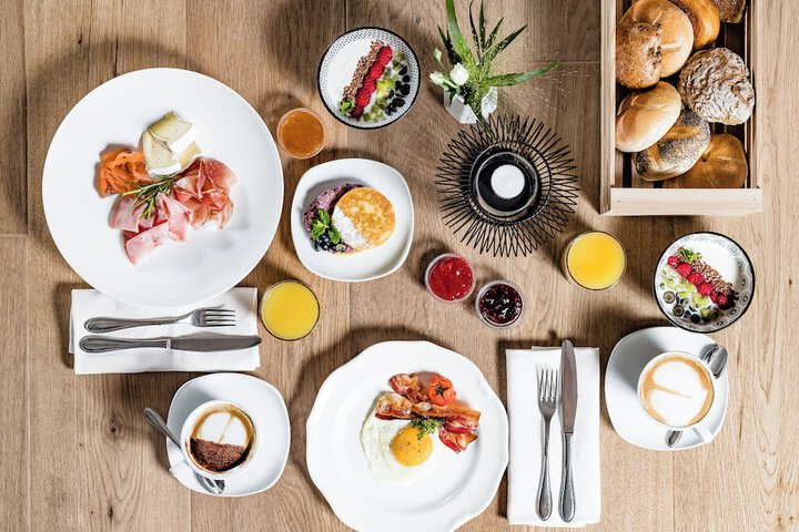 Breakfast/Coffee Service 43 of 61