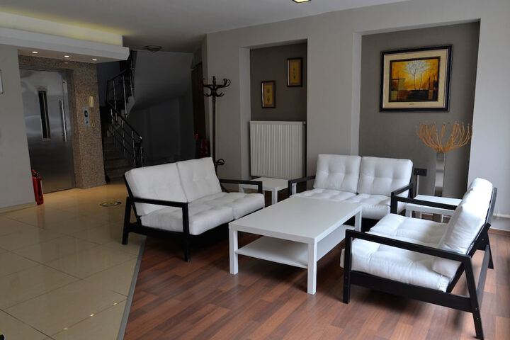 Hotel Interior 7 of 31