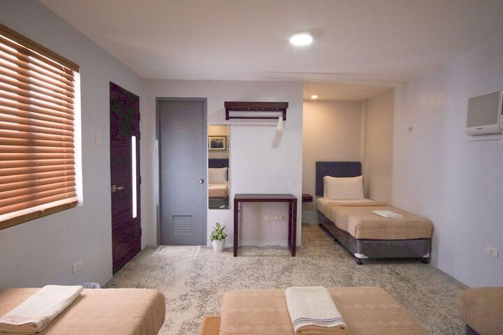 Room 5 of 54