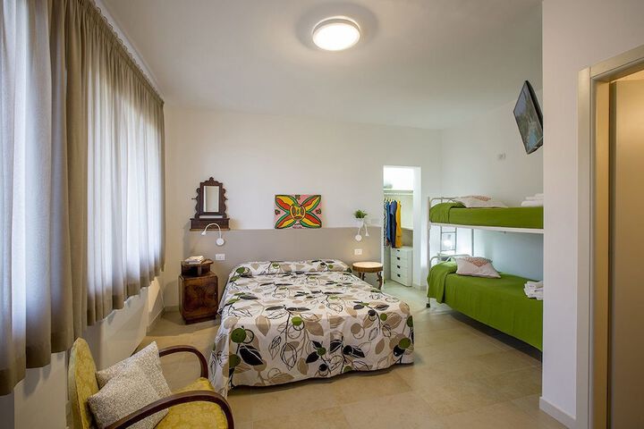 Room 7 of 47