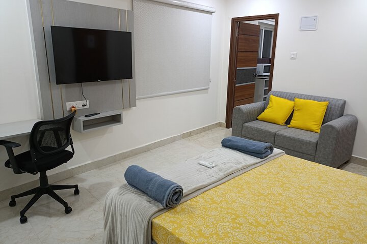 Room 3 of 21