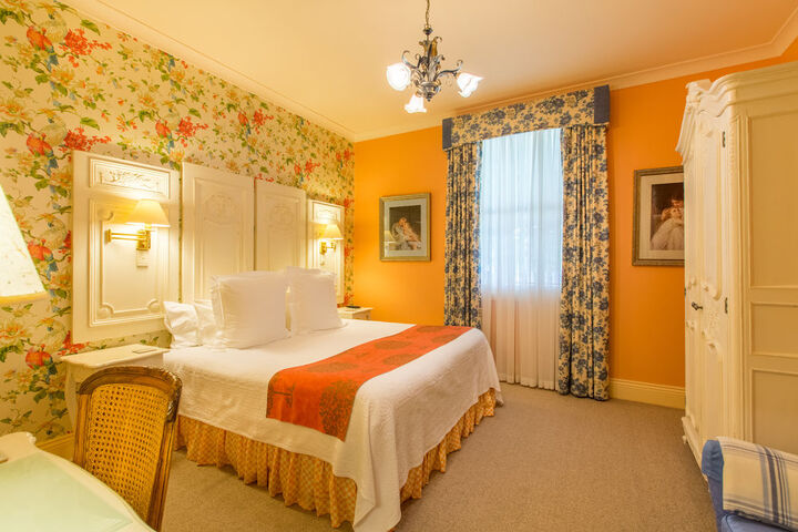 Room 11 of 55