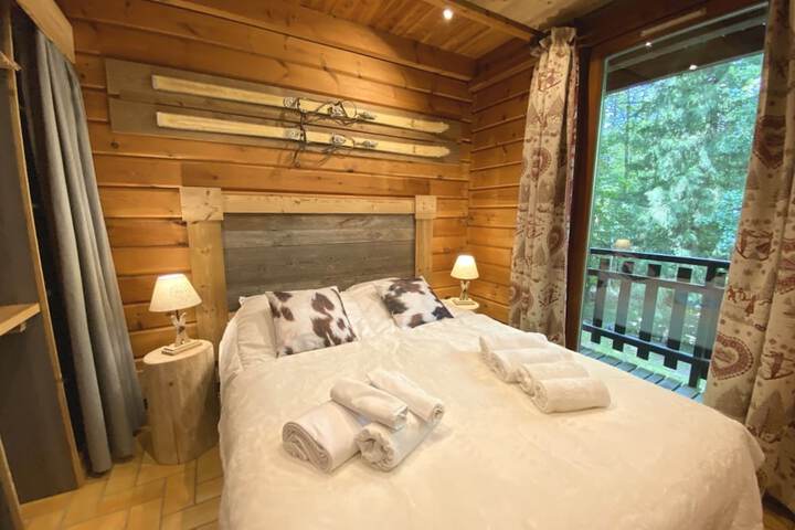 Room 3 of 26