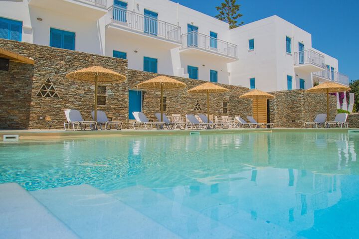 Ostria Hotel