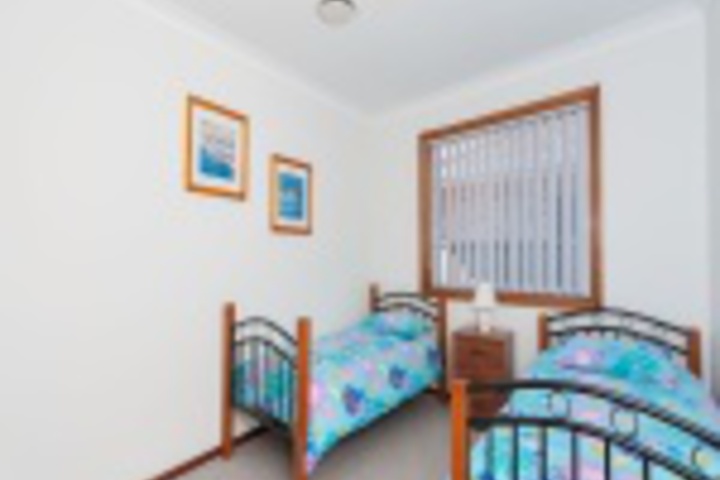 Room 25 of 180