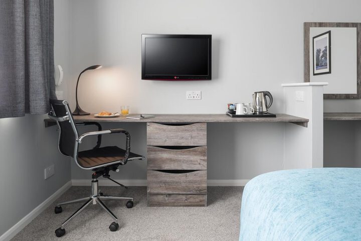 Room 6 of 48