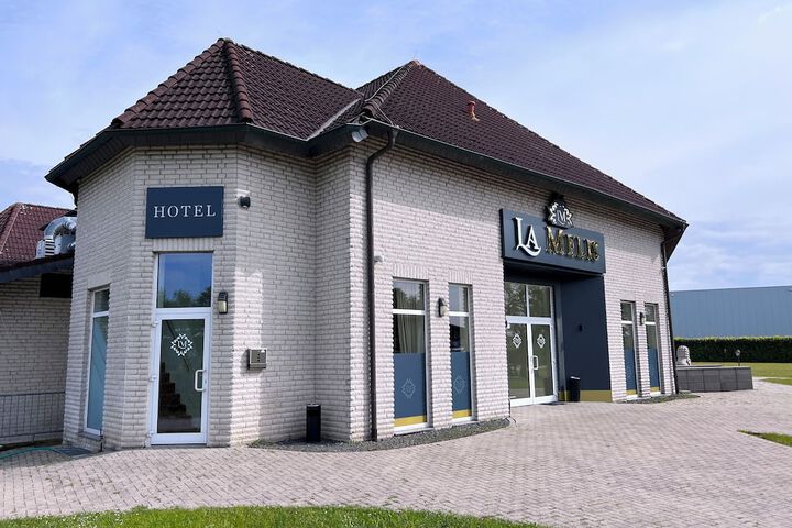 Hotel 28 of 28