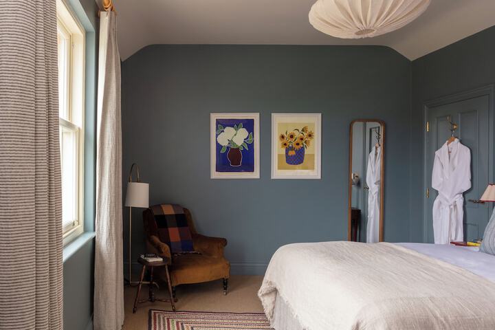 Room 7 of 24