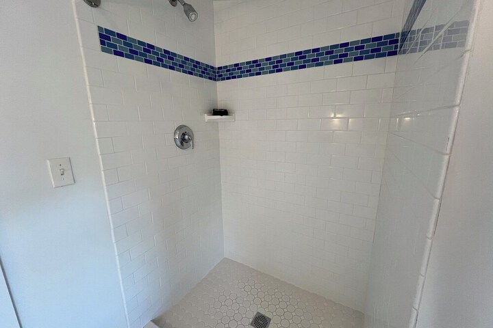 Room 210 of 297