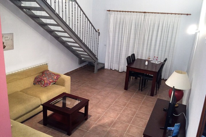 Room 17 of 28