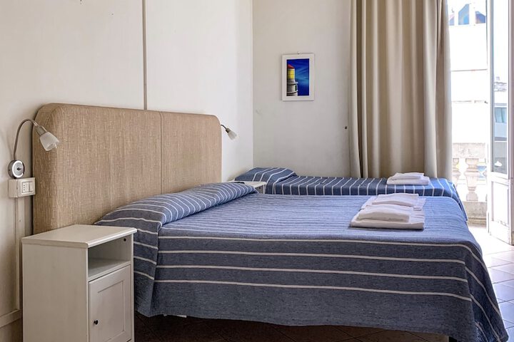 Room 5 of 47