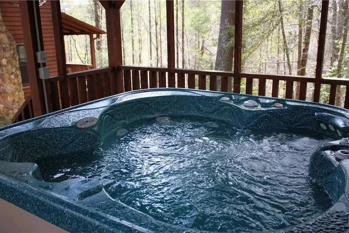 Pool 15 of 21