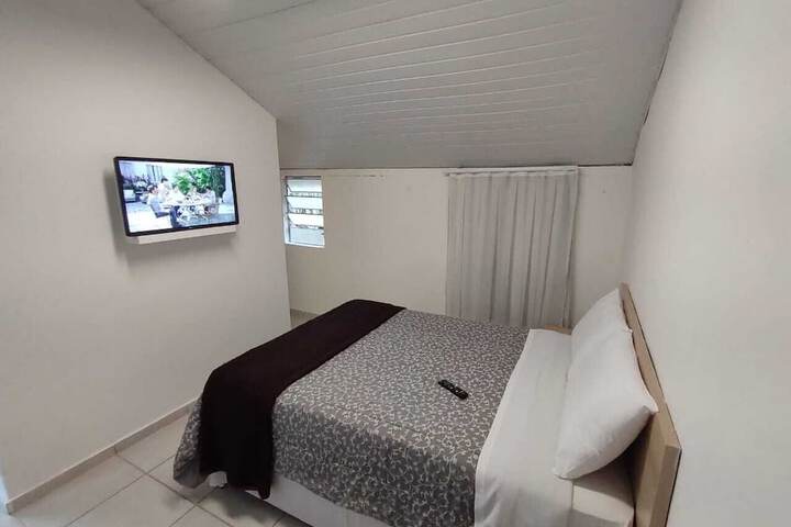 Room 5 of 44