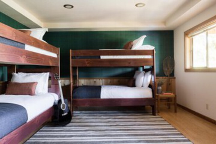 Room 47 of 49