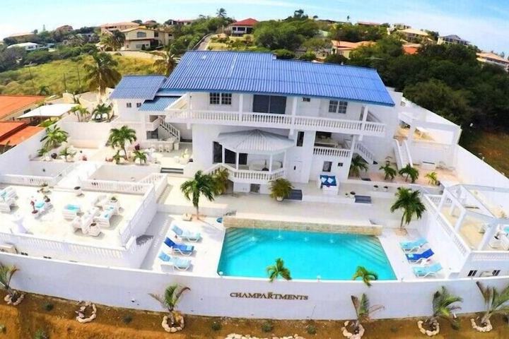 Image of Champartments Villa & Apartments Cristal