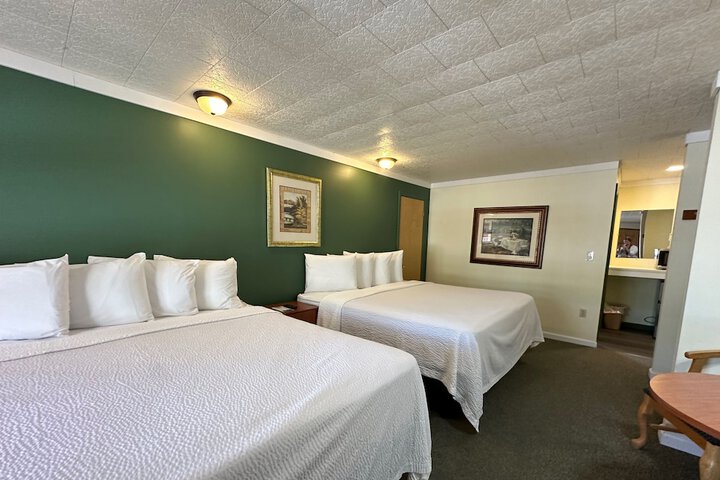 Room 3 of 41