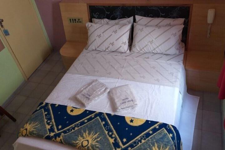 Room 18 of 32