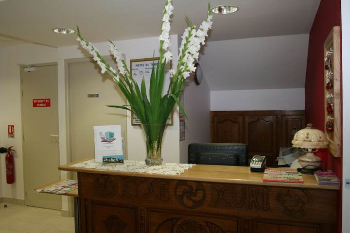 Hotel Interior 3 of 10