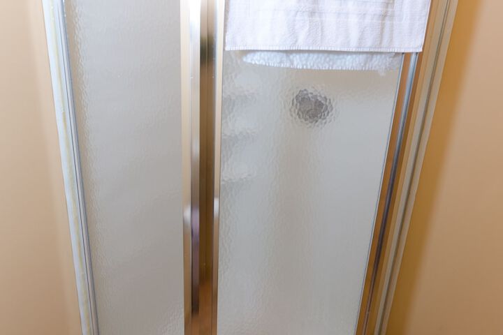 Room 22 of 33