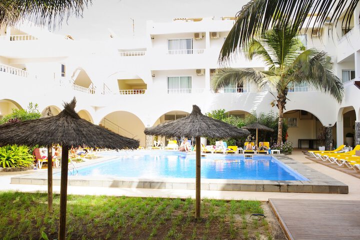 Hotel with Pool