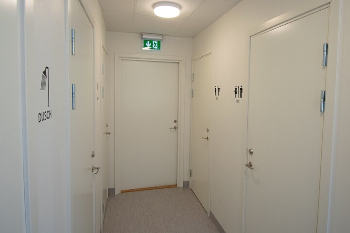 Room 12 of 18