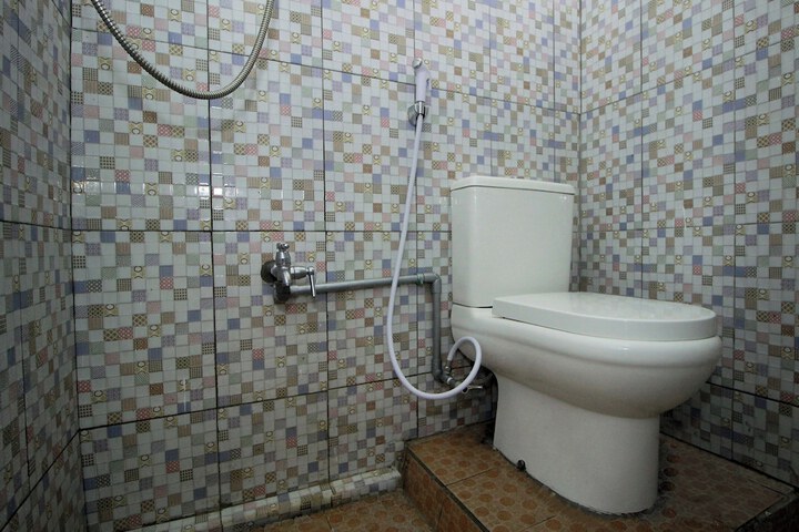 Room 18 of 22