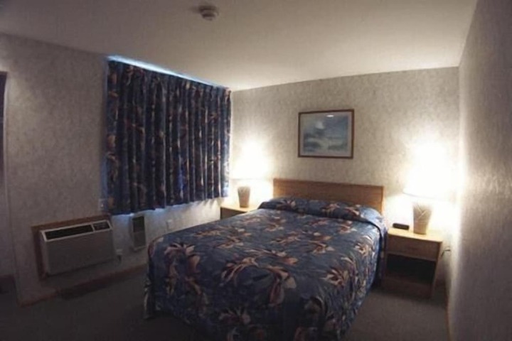 Room 7 of 22