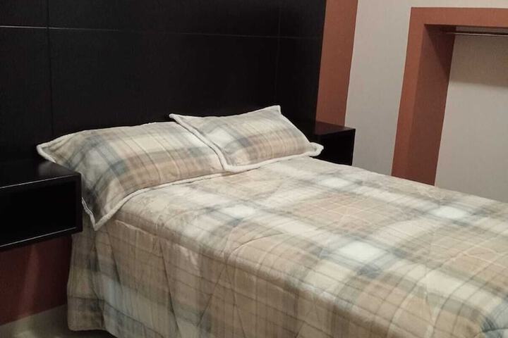 Room 3 of 6