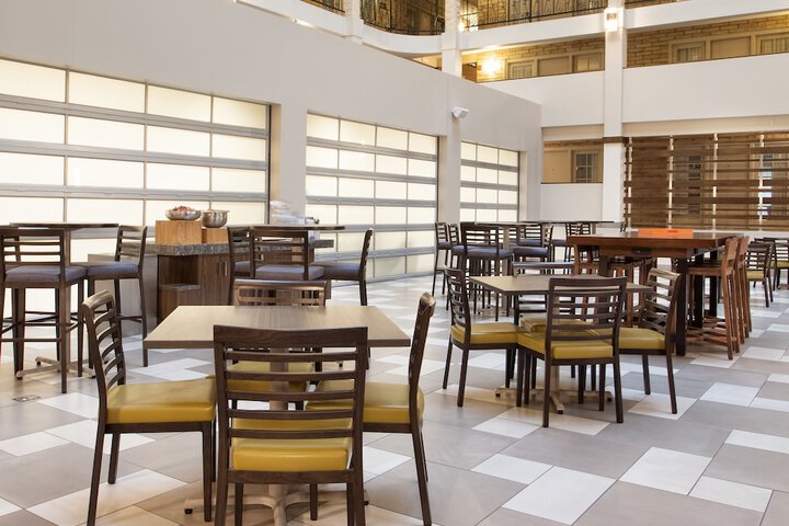Food court