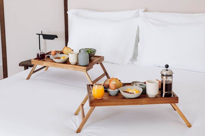 Breakfast/Coffee Service 44 of 50