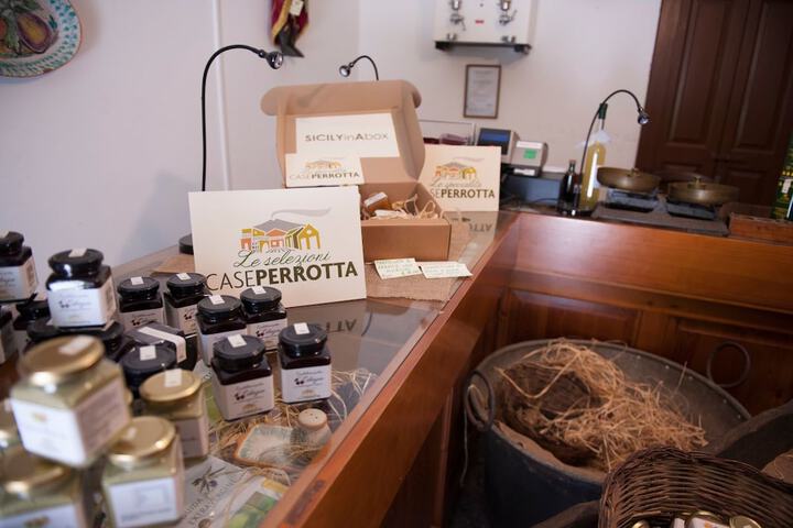 Gift Shop 19 of 26