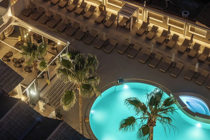 Hotel 189 of 198
