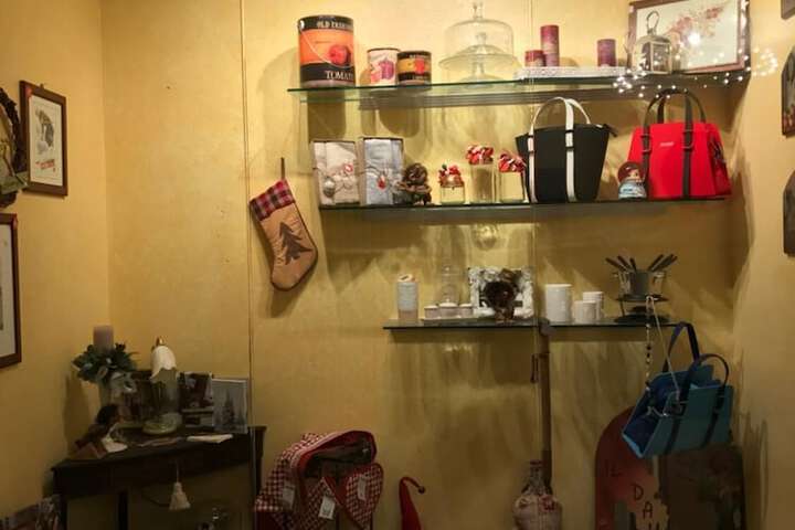 Gift shop
