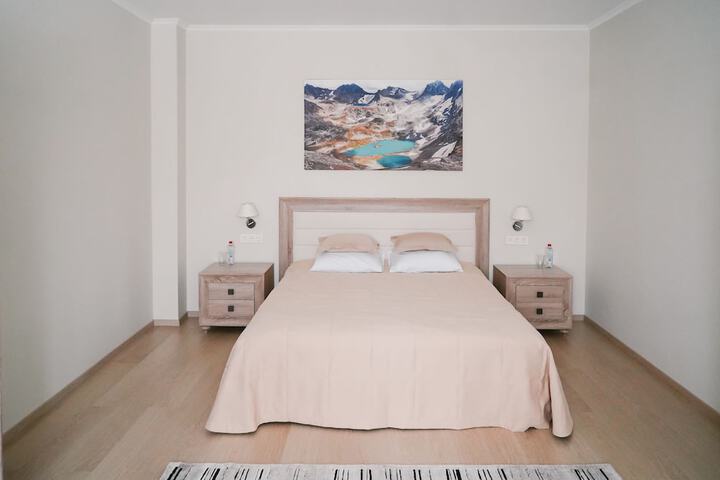 Room 11 of 31