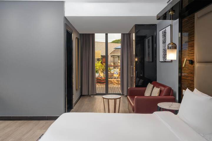 Room 55 of 227