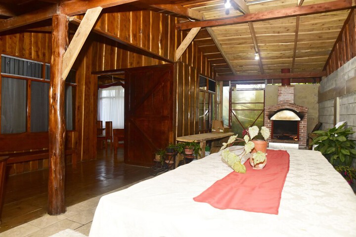 Room 14 of 32
