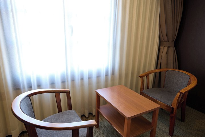 Room 13 of 152