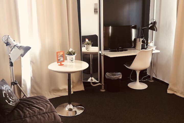 Room 25 of 70