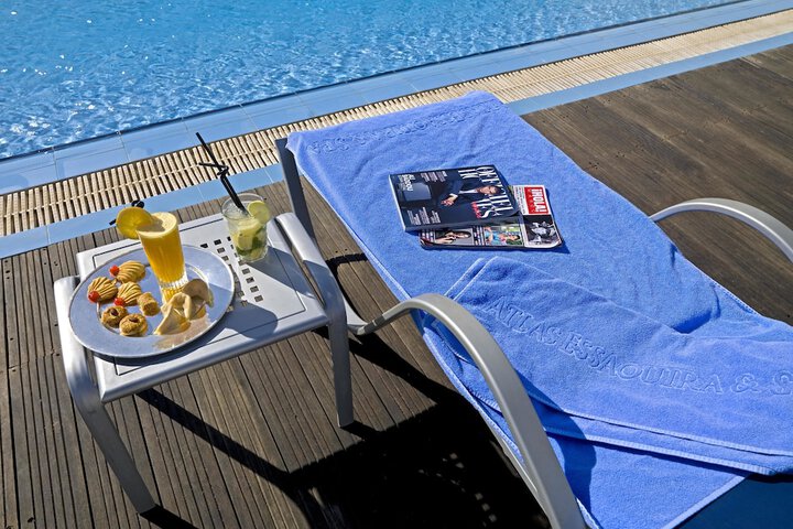 Pool 74 of 111